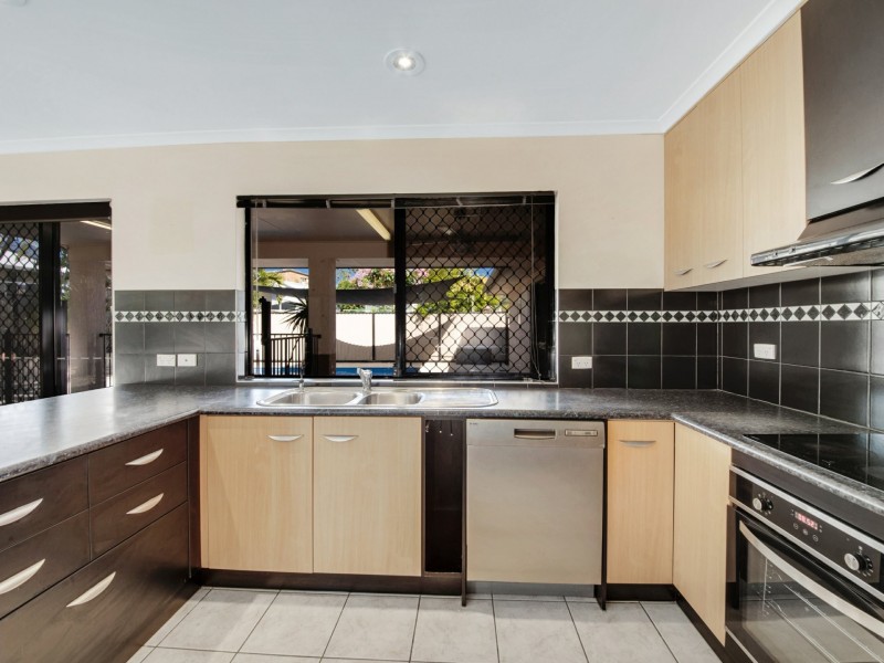 8 Creswell Court, Tannum Sands QLD 4680