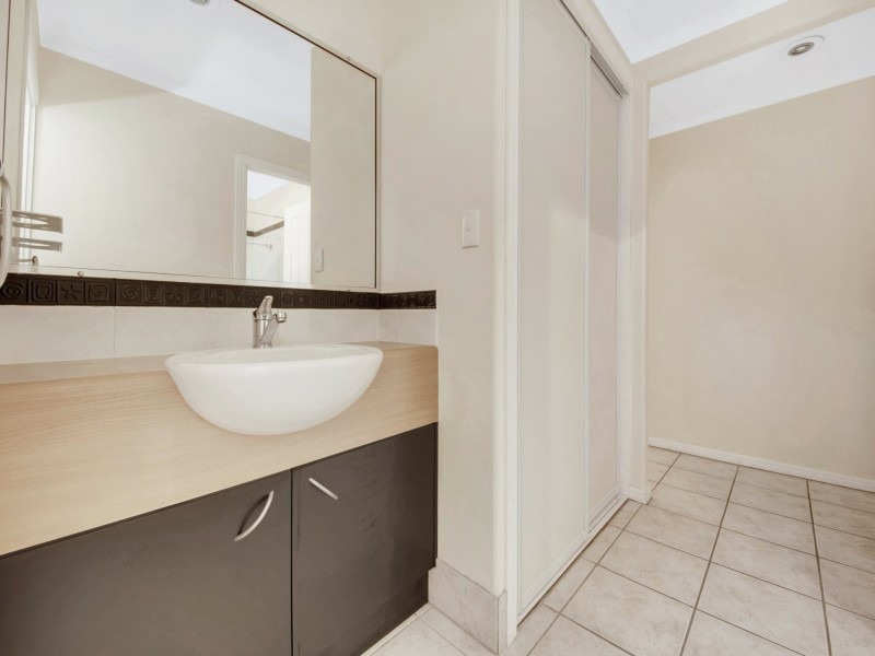8 Creswell Court, Tannum Sands QLD 4680