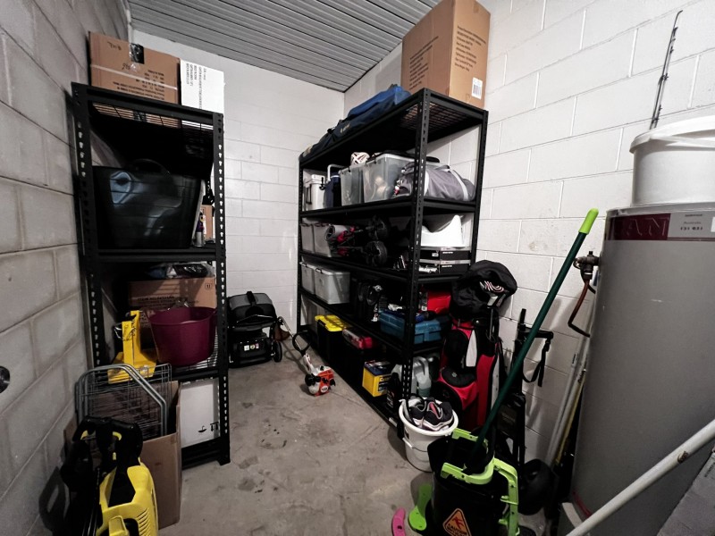 1/4 Arthur Street, Boyne Island QLD 4680