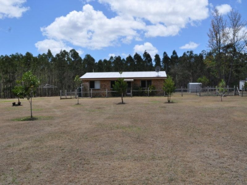 150 Bates Road, Bororen QLD 4678