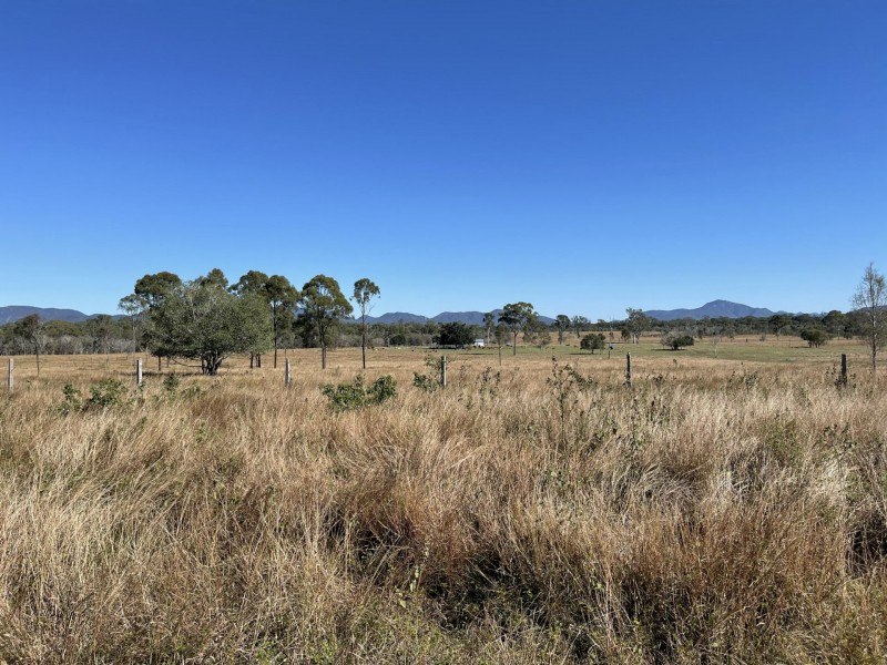 150 Bates Road, Bororen QLD 4678