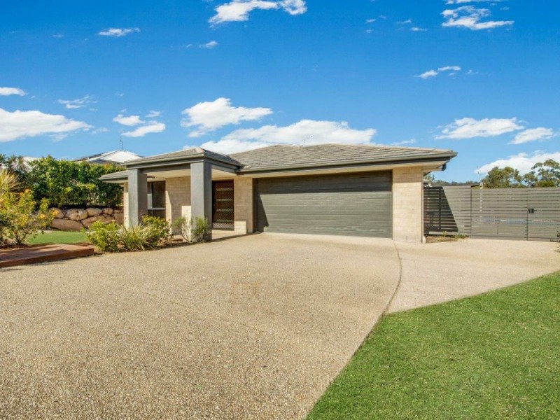 14 Brush Tail Court, Boyne Island QLD 4680