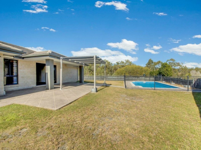 14 Brush Tail Court, Boyne Island QLD 4680