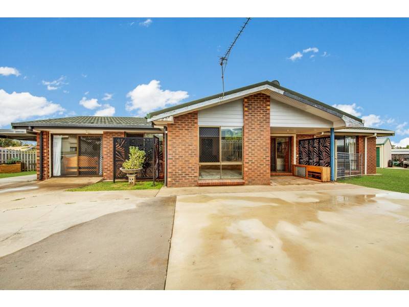 9 Amaroo Street, Boyne Island QLD 4680