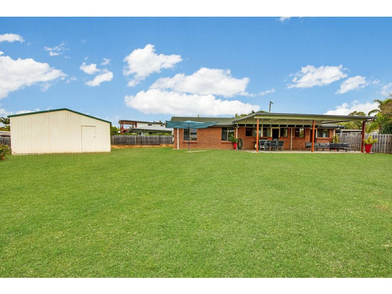 9 Amaroo Street, Boyne Island QLD 4680