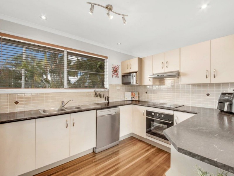 107 Tarcoola Drive, Boyne Island QLD 4680