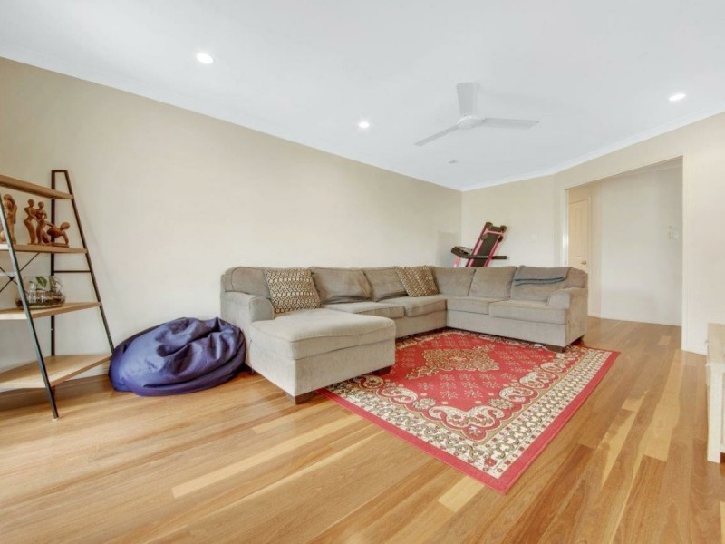 6B Jenny Lind, Boyne Island QLD 4680