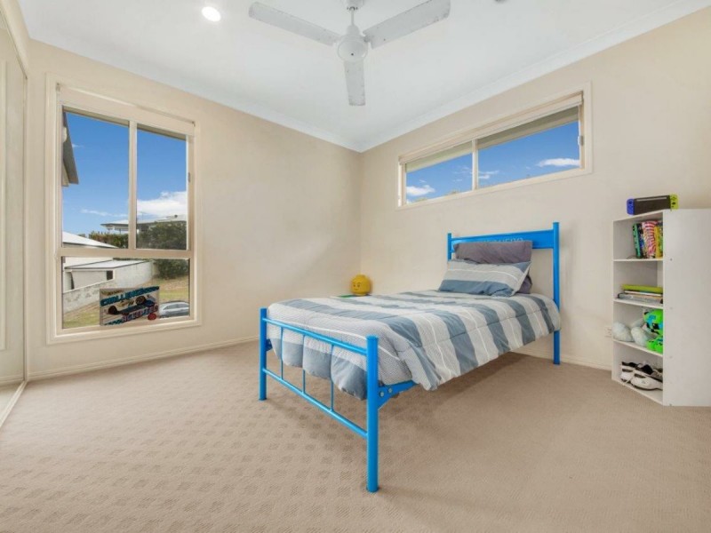 6B Jenny Lind, Boyne Island QLD 4680