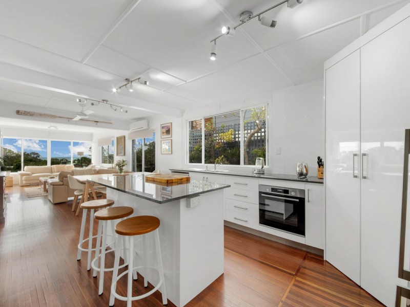 10 Trevally Street, Tannum Sands QLD 4680