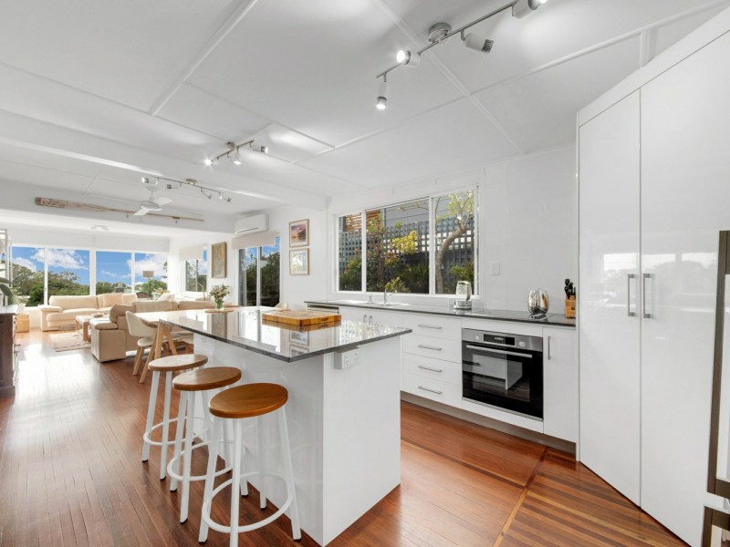 10 Trevally Street, Tannum Sands QLD 4680