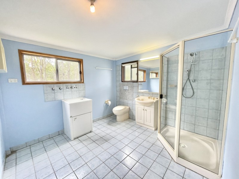 200 Bells Road, Rodds Bay QLD 4678