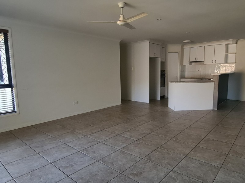 5 Moondarra Crt, Clinton QLD 4680