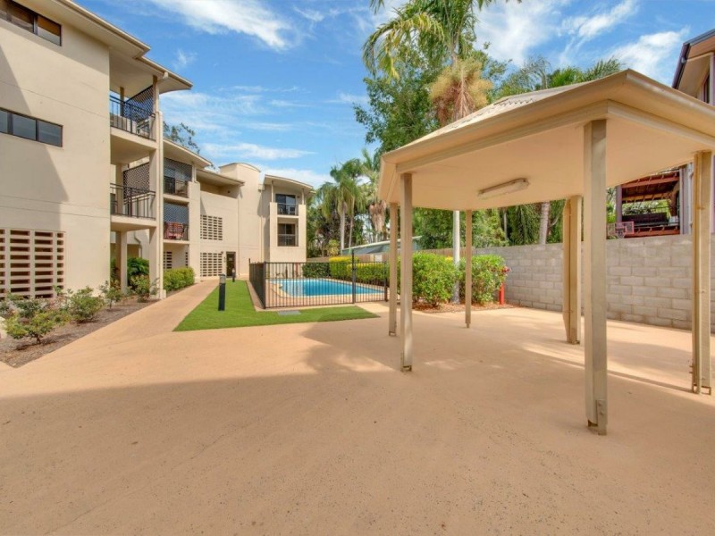 Unit 8/8A Wyndham Avenue, Boyne Island QLD 4680