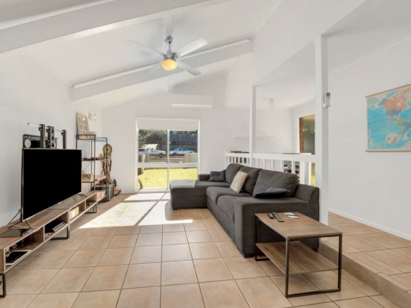 68 Malpas Street, Boyne Island QLD 4680