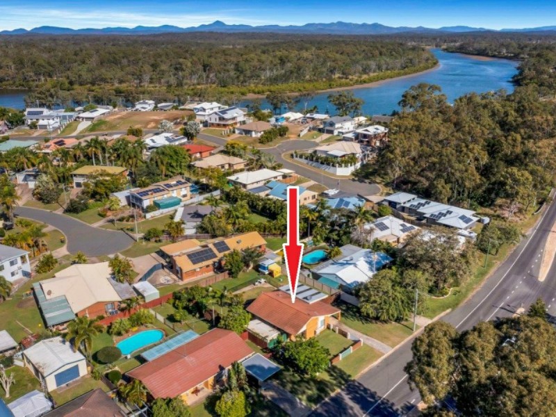68 Malpas Street, Boyne Island QLD 4680