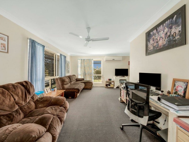 23 Lomandra Street, Boyne Island QLD 4680
