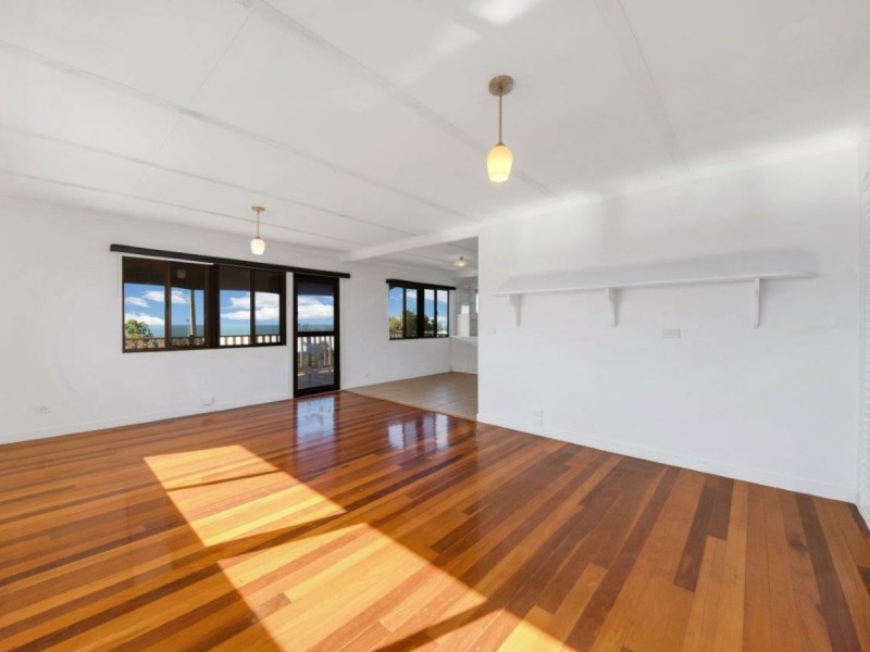 9 Pacific Avenue, Tannum Sands QLD 4680
