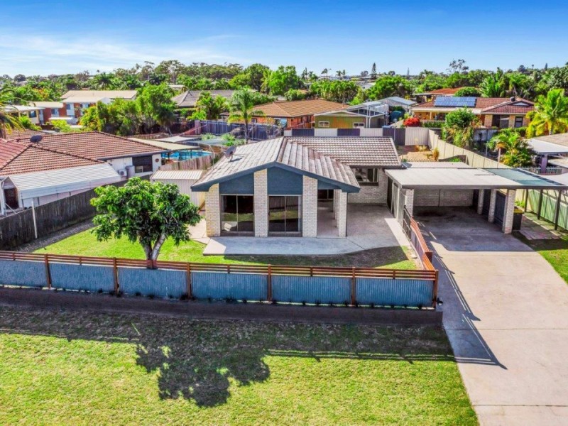 18 Langdon Street, Tannum Sands QLD 4680