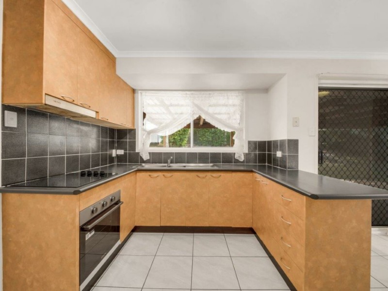 40 Beltana Drive, Boyne Island QLD 4680