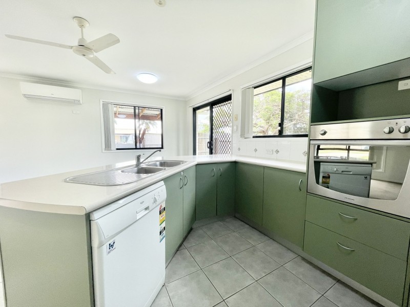 15a Martin Street, Bororen QLD 4678