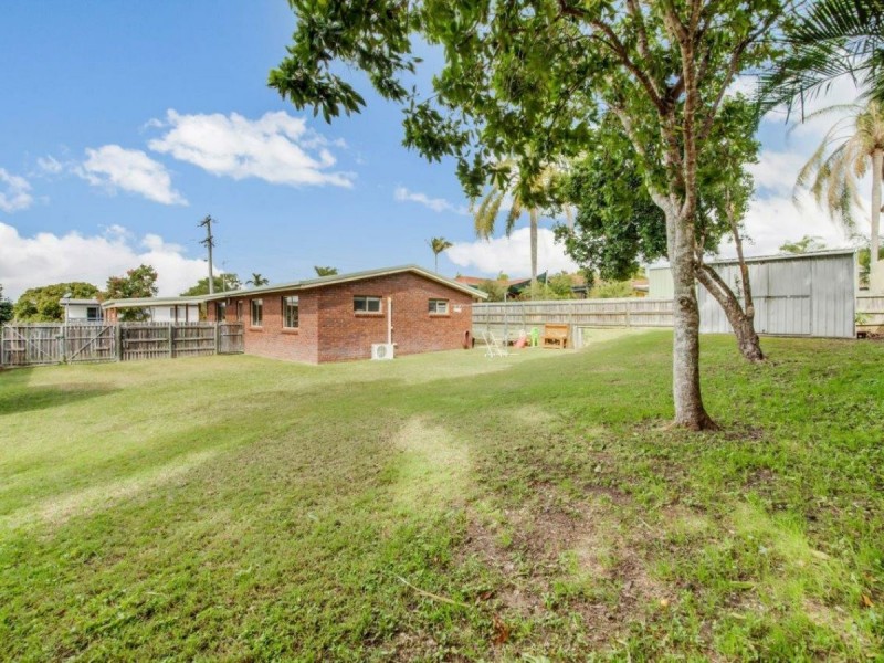 9 Polmaise Street, Boyne Island QLD 4680