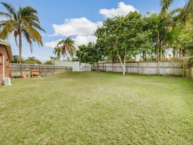 9 Polmaise Street, Boyne Island QLD 4680