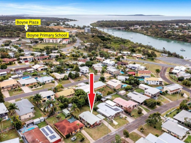 9 Polmaise Street, Boyne Island QLD 4680