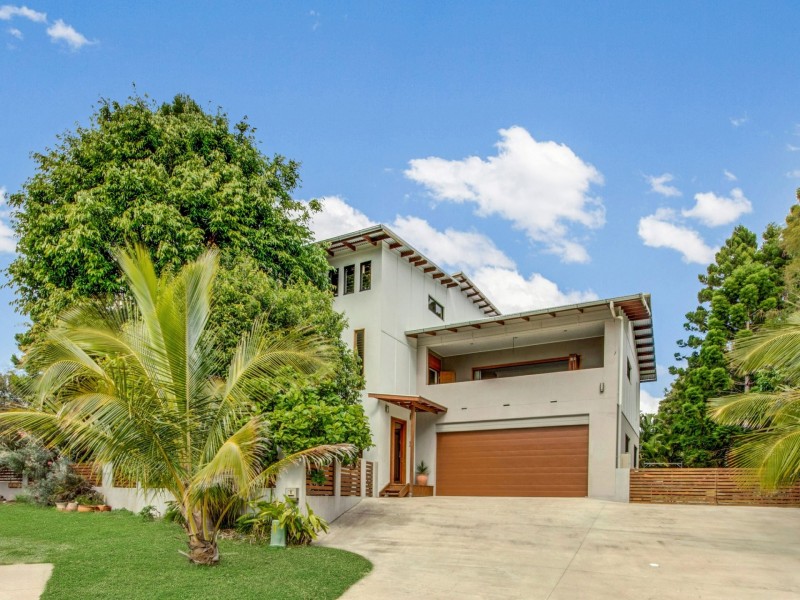 13 Groper Street, Tannum Sands QLD 4680