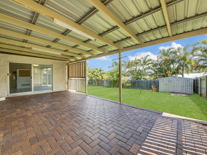 42 Latrobe Street, Tannum Sands QLD 4680