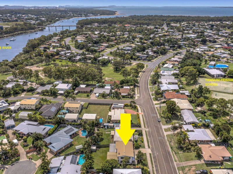 42 Latrobe Street, Tannum Sands QLD 4680