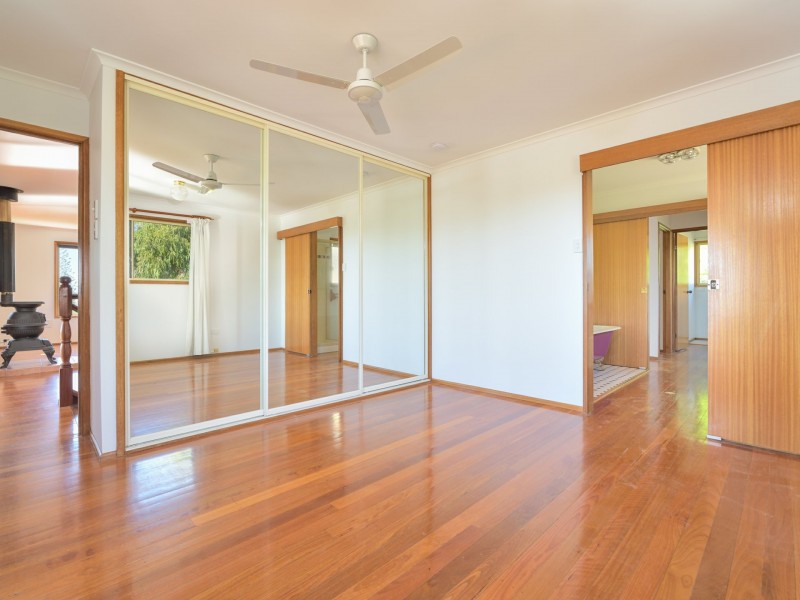 10 Chauvel Court, Boyne Island QLD 4680