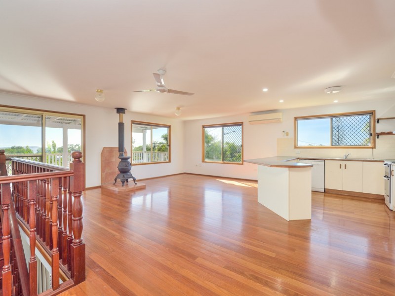 10 Chauvel Court, Boyne Island QLD 4680