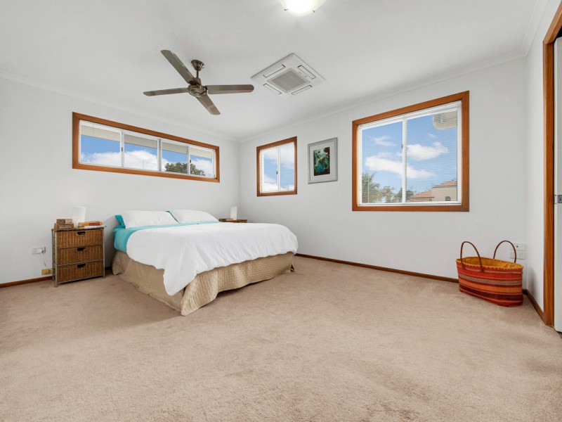 15 The Oaks Road, Tannum Sands QLD 4680