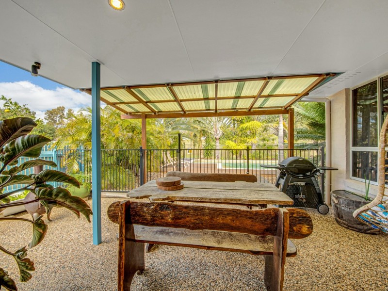 15 The Oaks Road, Tannum Sands QLD 4680