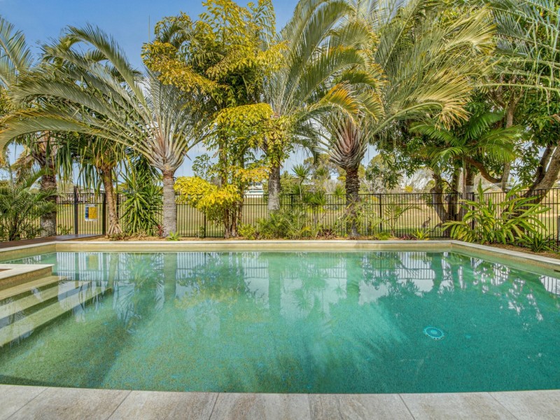 15 The Oaks Road, Tannum Sands QLD 4680