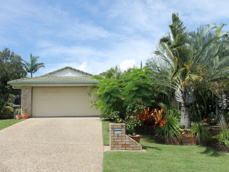 8 Cambridge Close, Tannum Sands QLD 4680