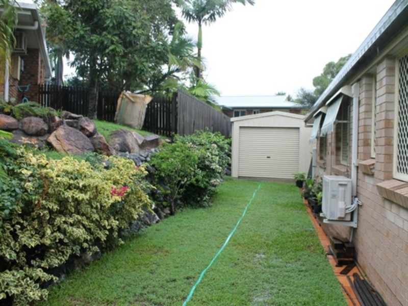 8 Cambridge Close, Tannum Sands QLD 4680