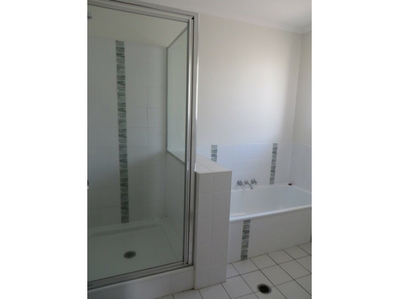 16 Pleasant Avenue, Tannum Sands QLD 4680