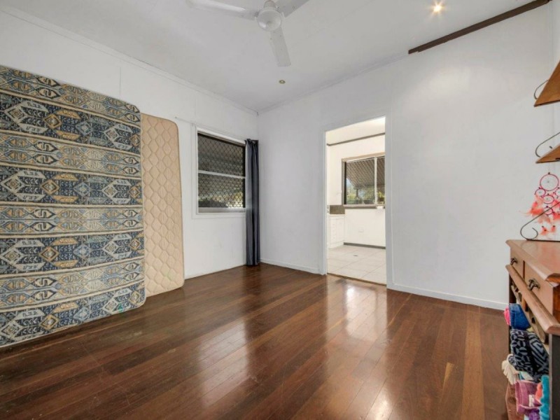 15 Awoonga Dam Road, Benaraby QLD 4680
