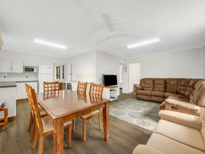 10 School Street, Tannum Sands QLD 4680