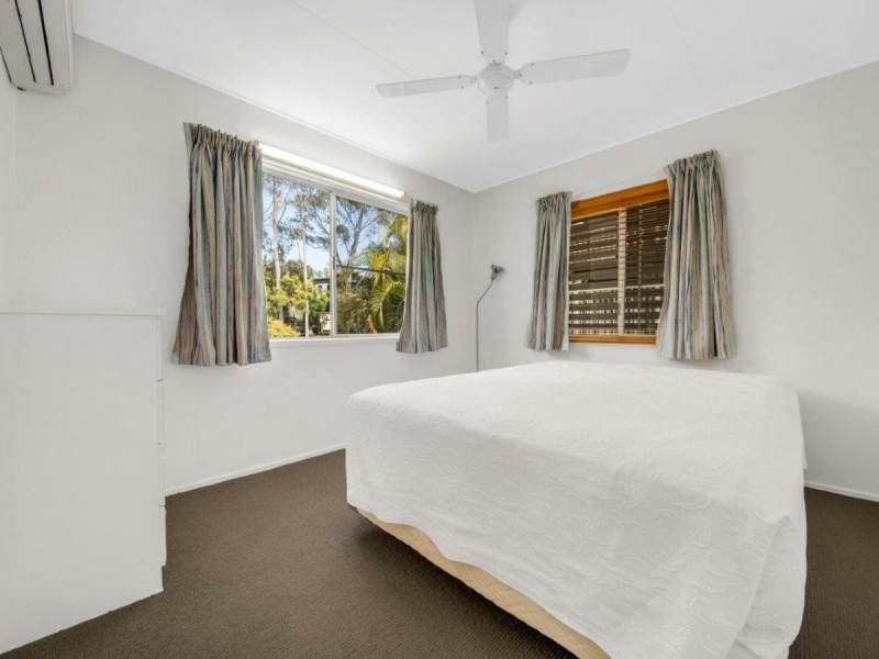 10 School Street, Tannum Sands QLD 4680