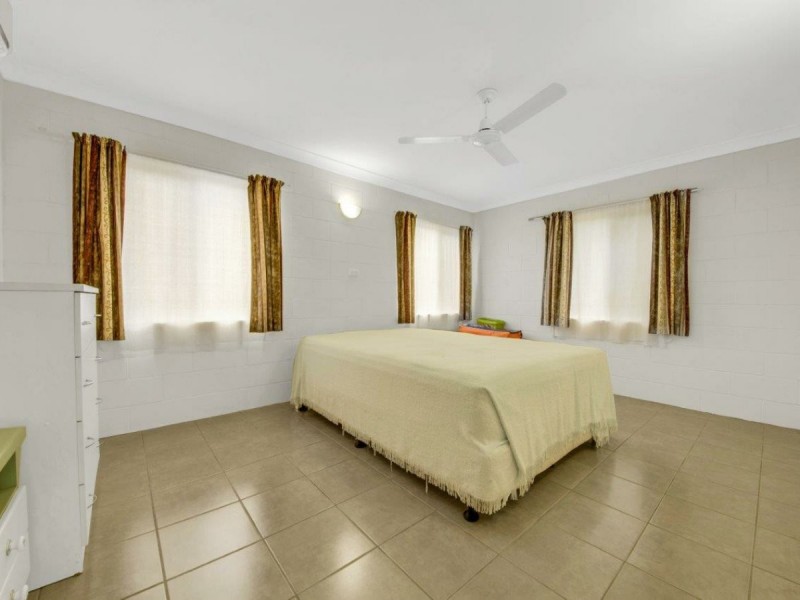 10 School Street, Tannum Sands QLD 4680