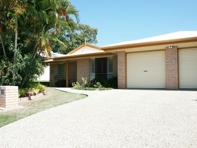29 Geoffrey Thomas Drive, Tannum Sands QLD 4680