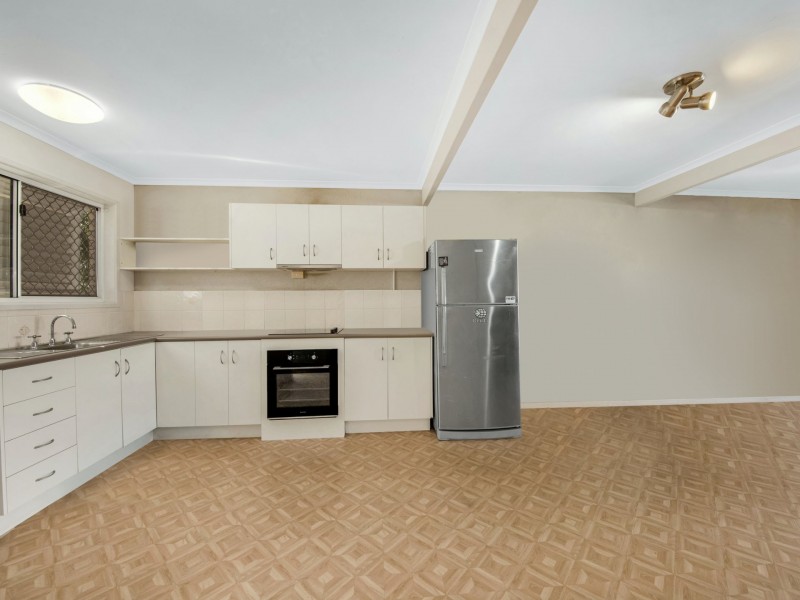 2/14 Beltana Drive, Boyne Island QLD 4680