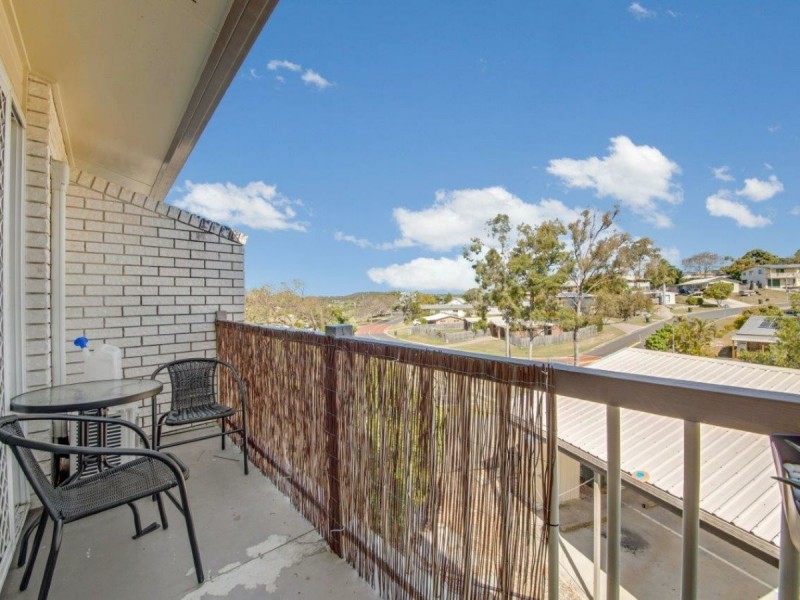 2/14 Beltana Drive, Boyne Island QLD 4680
