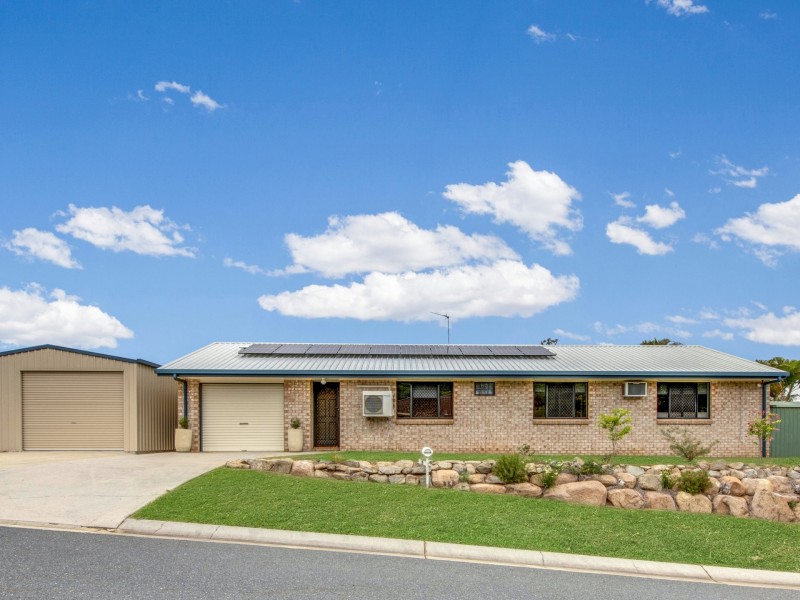 1 Kirrang Place, Boyne Island QLD 4680