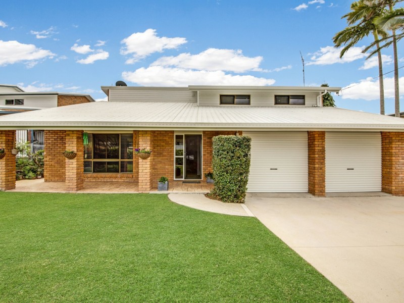 68 Booth Avenue, Tannum Sands QLD 4680