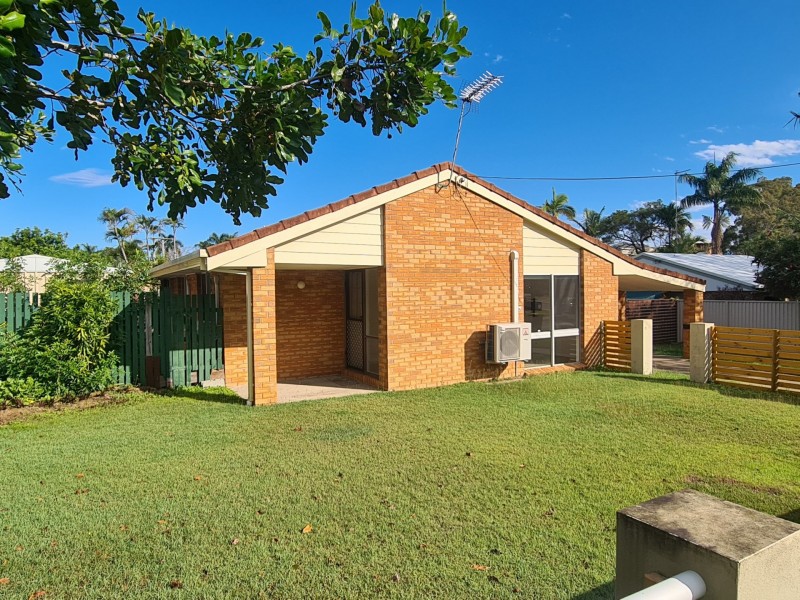 68 Malpas Street, Boyne Island QLD 4680