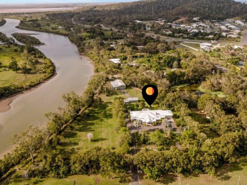 365 Boyne Island Road, Boyne Island QLD 4680