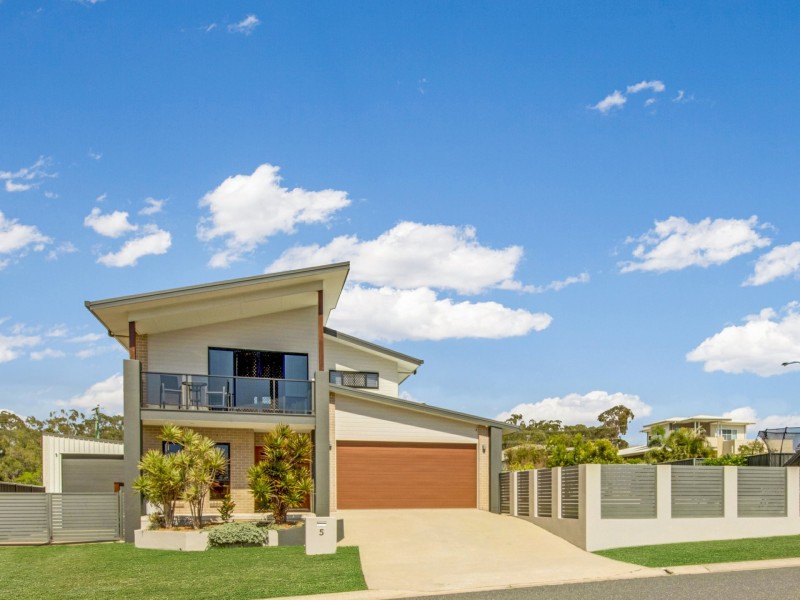 5 The Promenade, Boyne Island QLD 4680